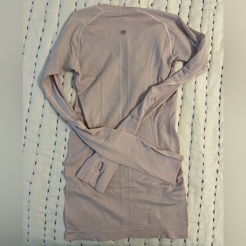 Lululemon Swiftly Tech Long-Sleeve Shirt Waist Length